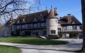 Le Manoir De Beaumarchais